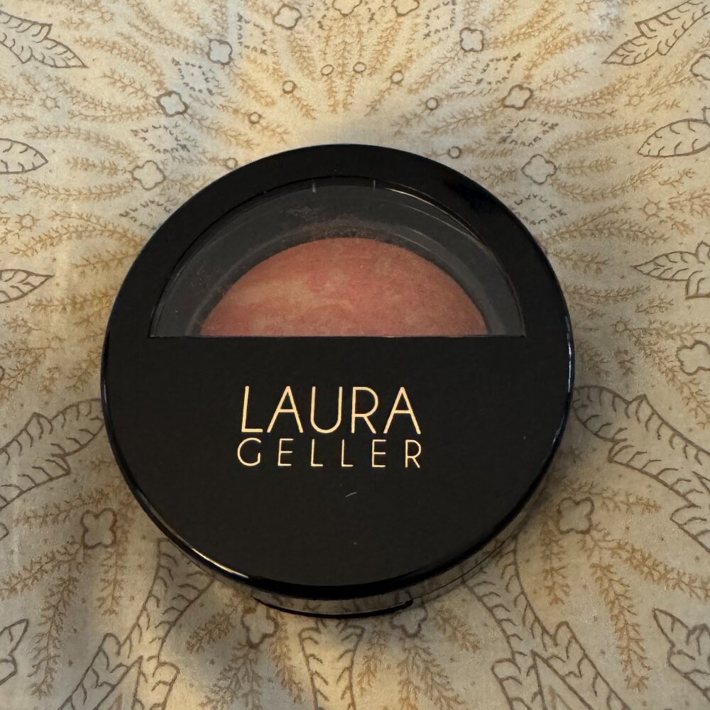 Laura Geller Baked Blush-N-Brighten - Coral Cove